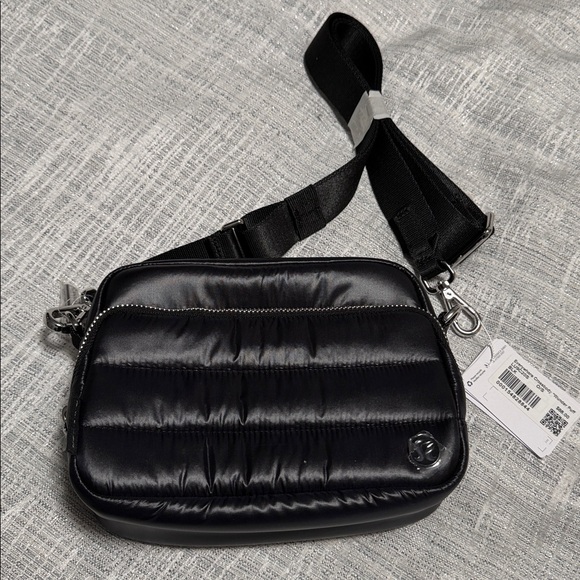 lululemon athletica Handbags - Lululemon Athletica Everywhere Crossbody Bag 2 litres Wunder Puff New with Tags